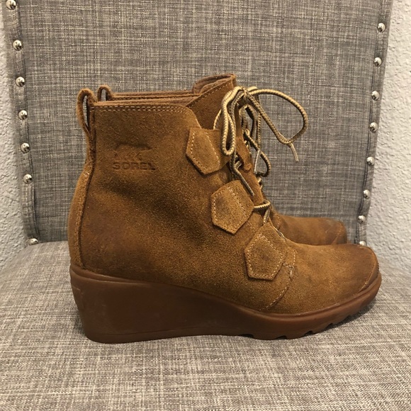 sorel waterproof wedge